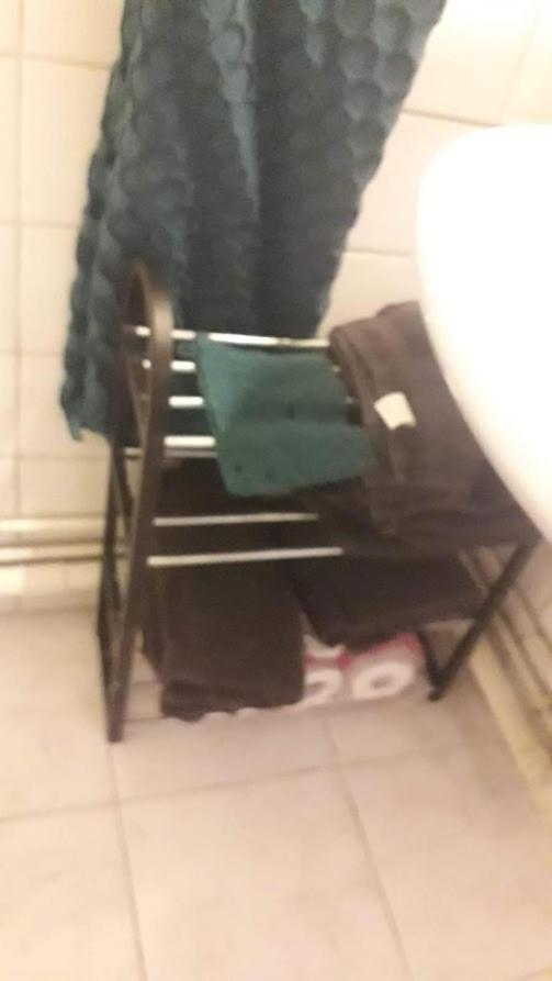 Petite Maison Avec Cour Dans Les Beaux Quartiers-Vous Faites Le Menage- Very Good Prices For T-H-E Location But You Have To Clea-N Th-E Flat Apartment ปารีส ภายนอก รูปภาพ