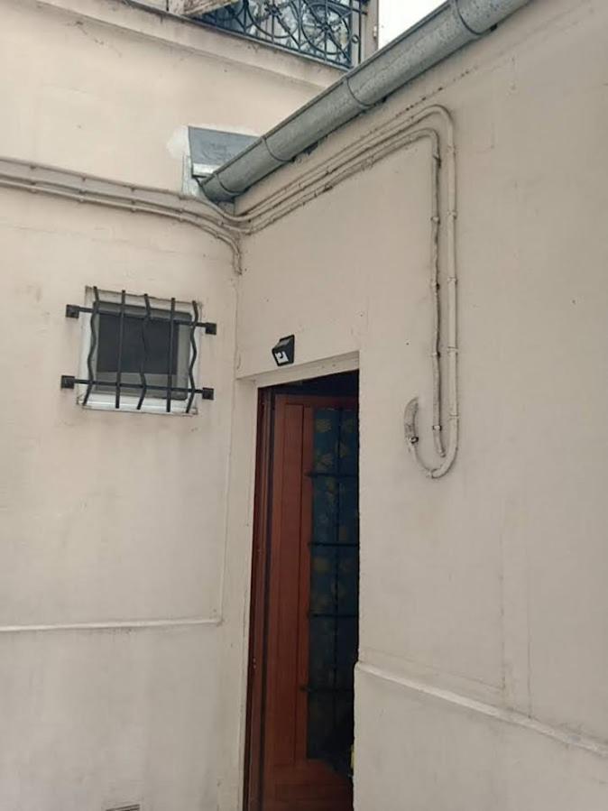 Petite Maison Avec Cour Dans Les Beaux Quartiers-Vous Faites Le Menage- Very Good Prices For T-H-E Location But You Have To Clea-N Th-E Flat Apartment ปารีส ภายนอก รูปภาพ